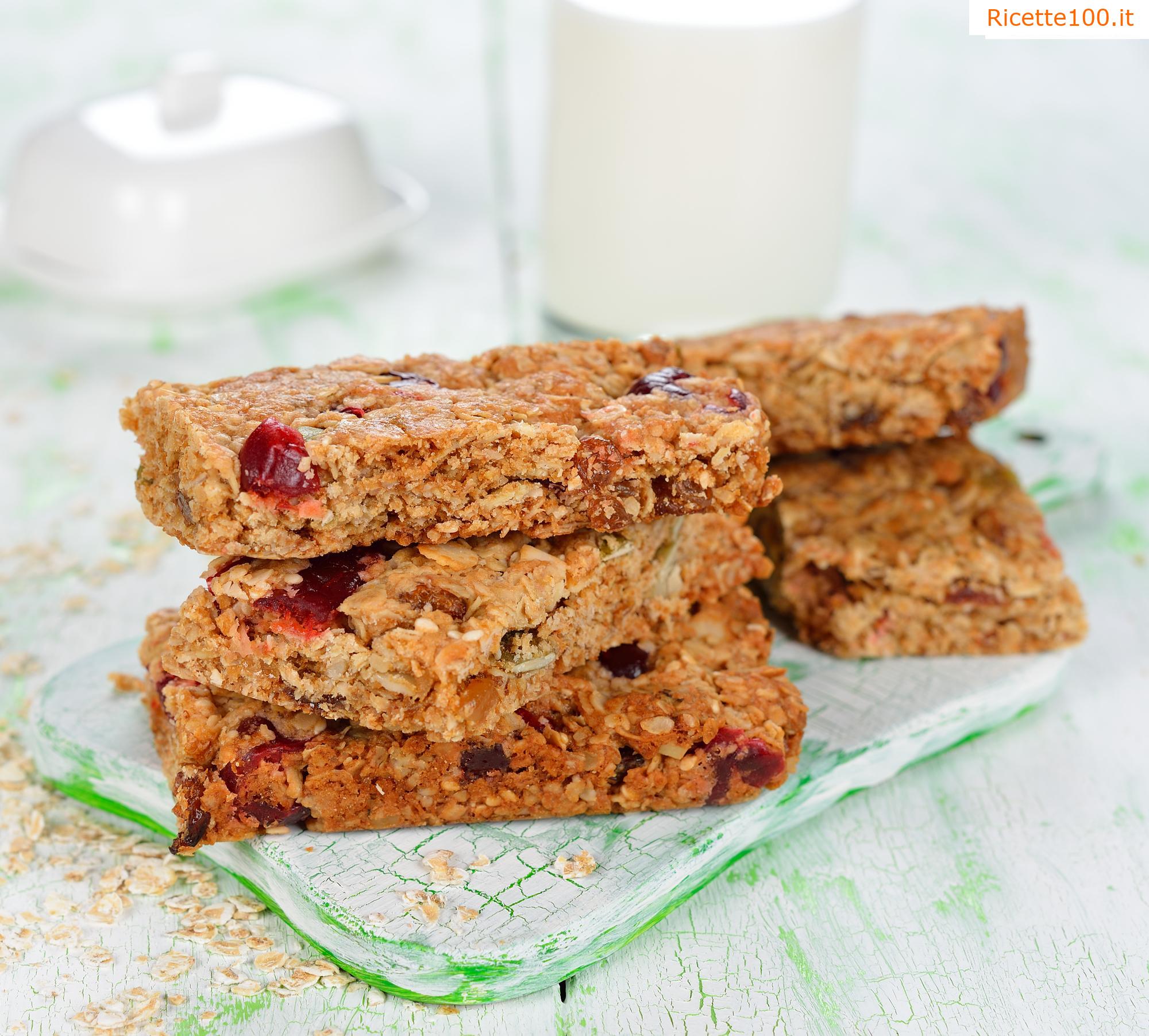 Batoncini di muesli fatti in casa