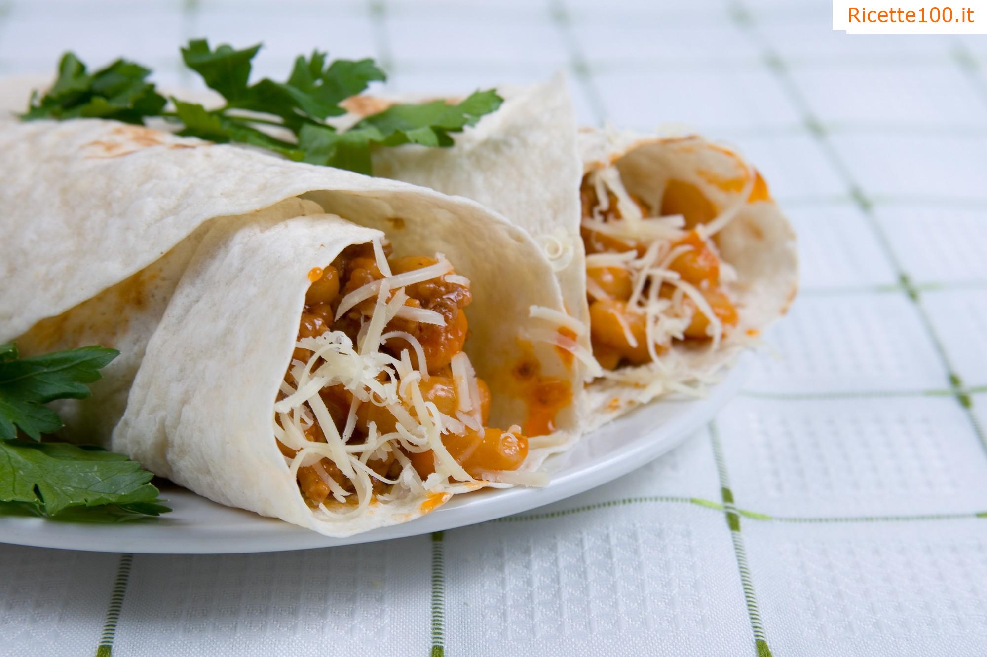 Burrito con filetto di maiale e salsa di avocado