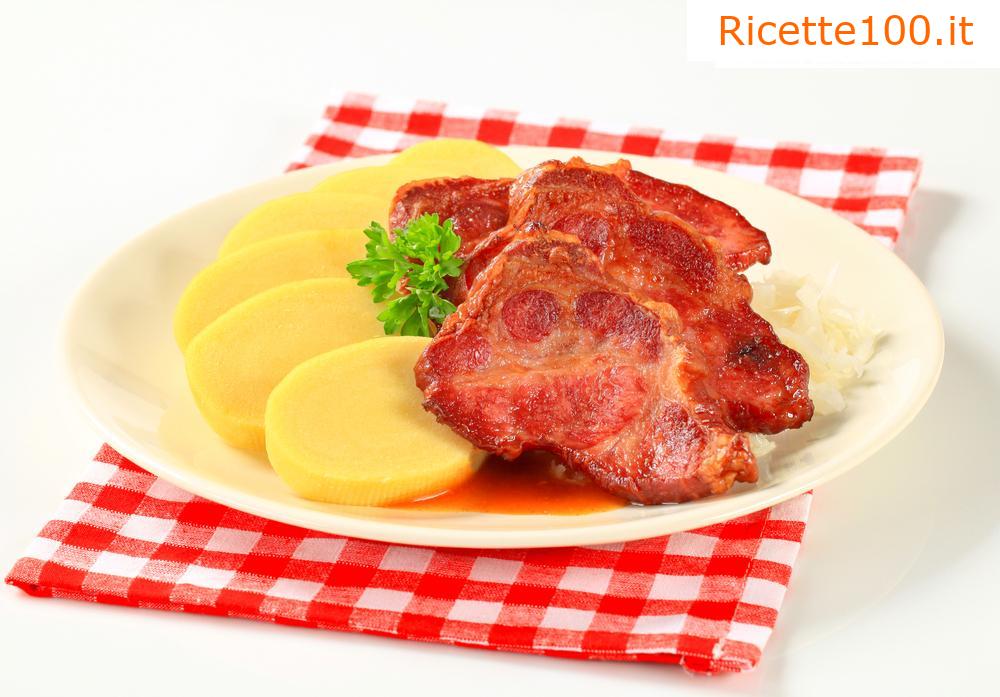 Carne di maiale sfilacciata alla birra