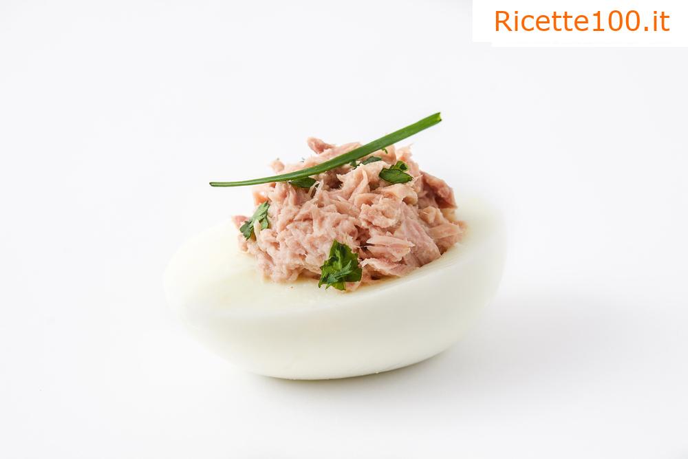 Insalata con tonno e uova