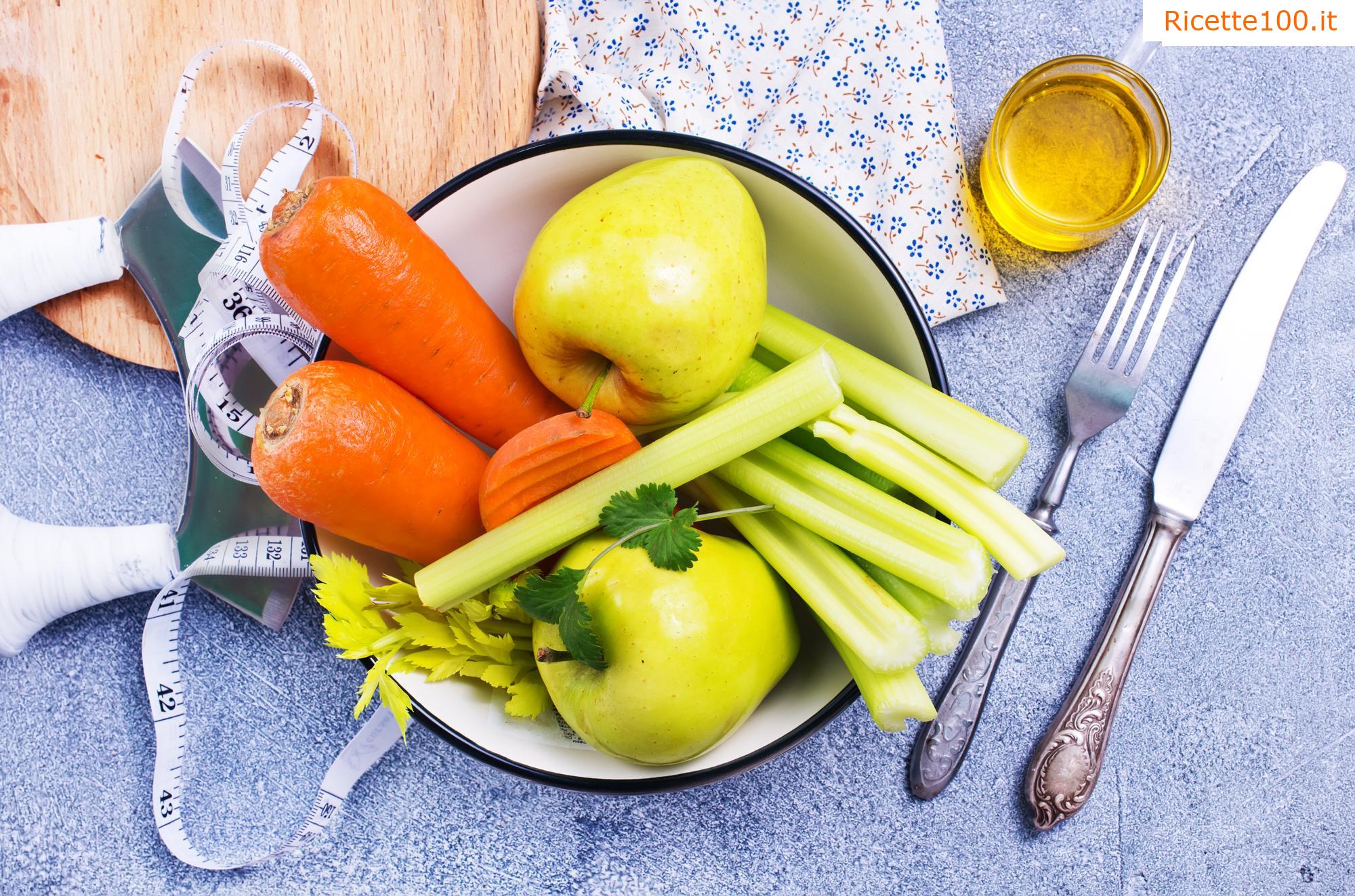 Insalata di verdure con mele