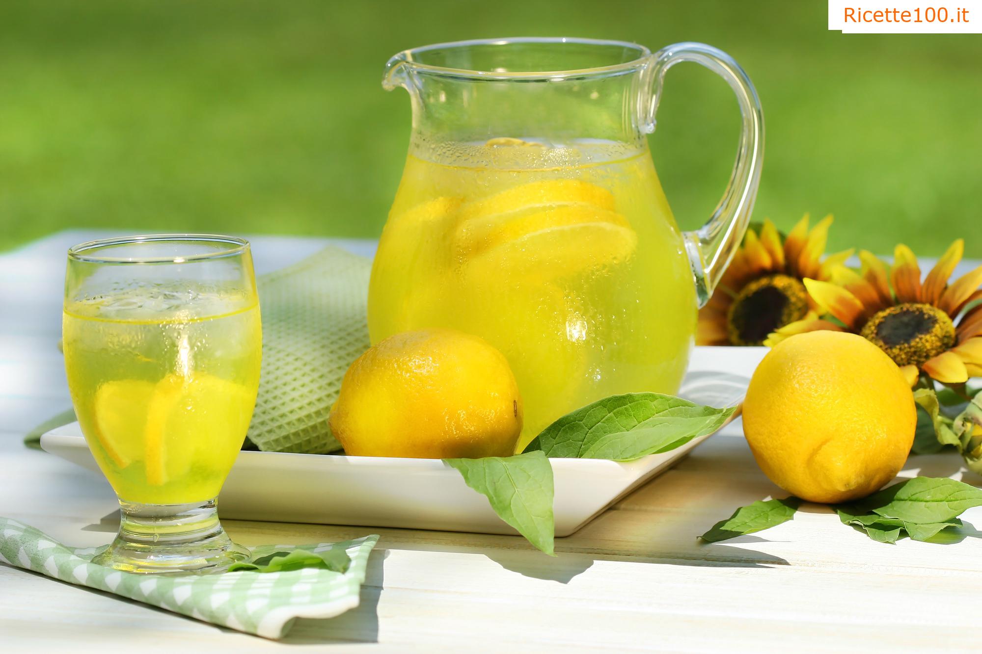 Limonata al limone