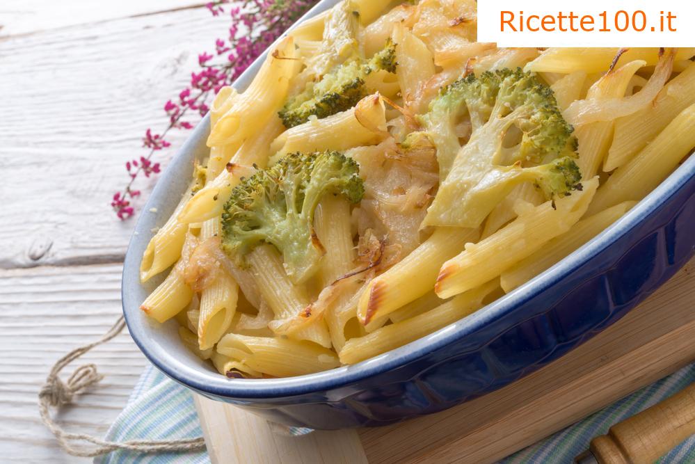 Pasta al forno con prosciutto e broccoli