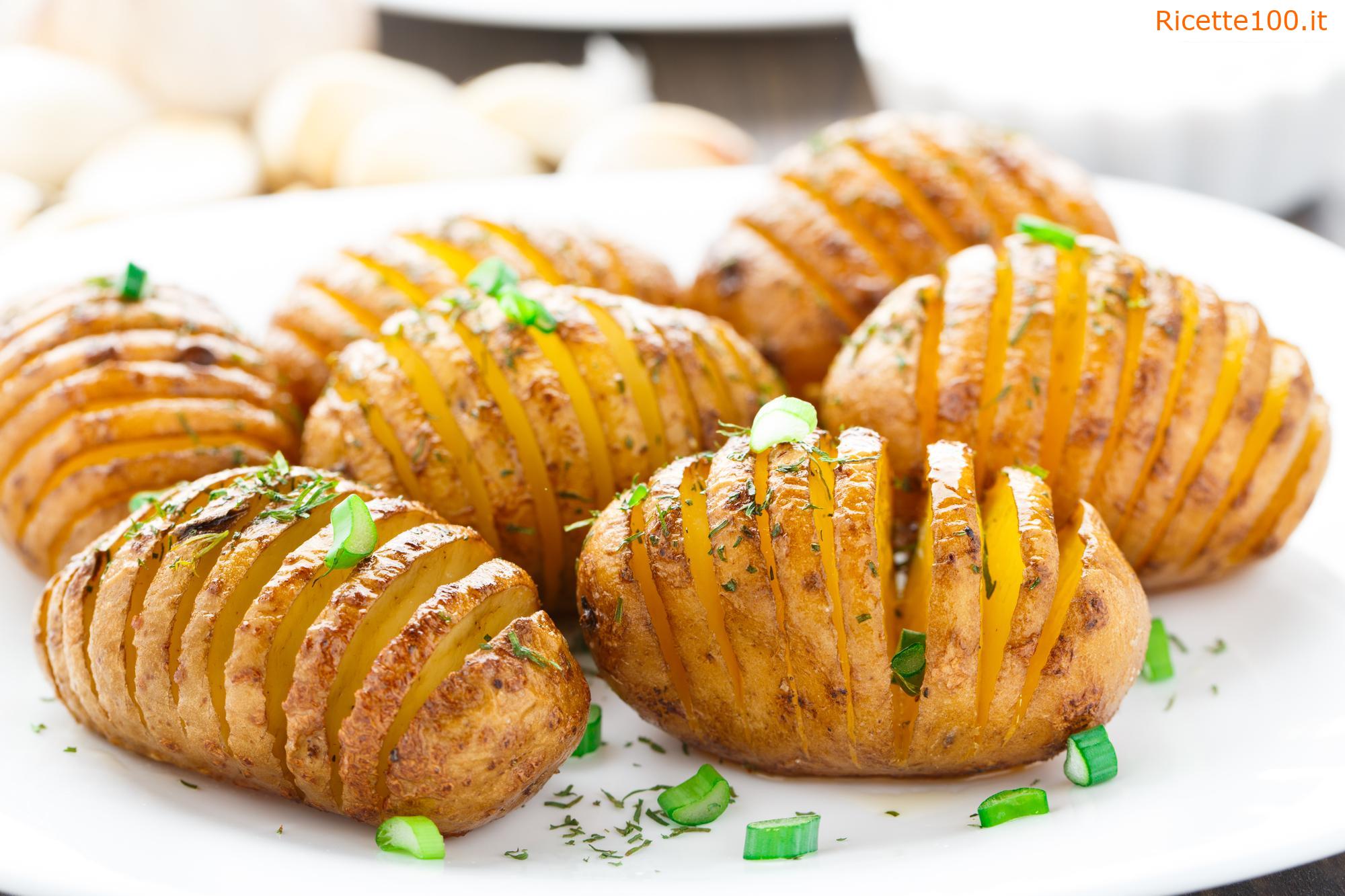 Patate arrosto croccanti con formaggio