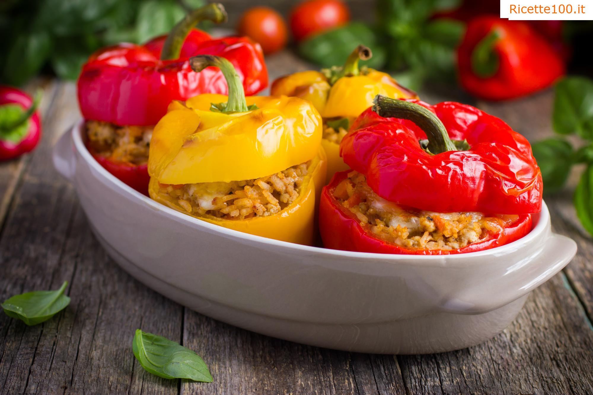 Peperoni ripieni al forno