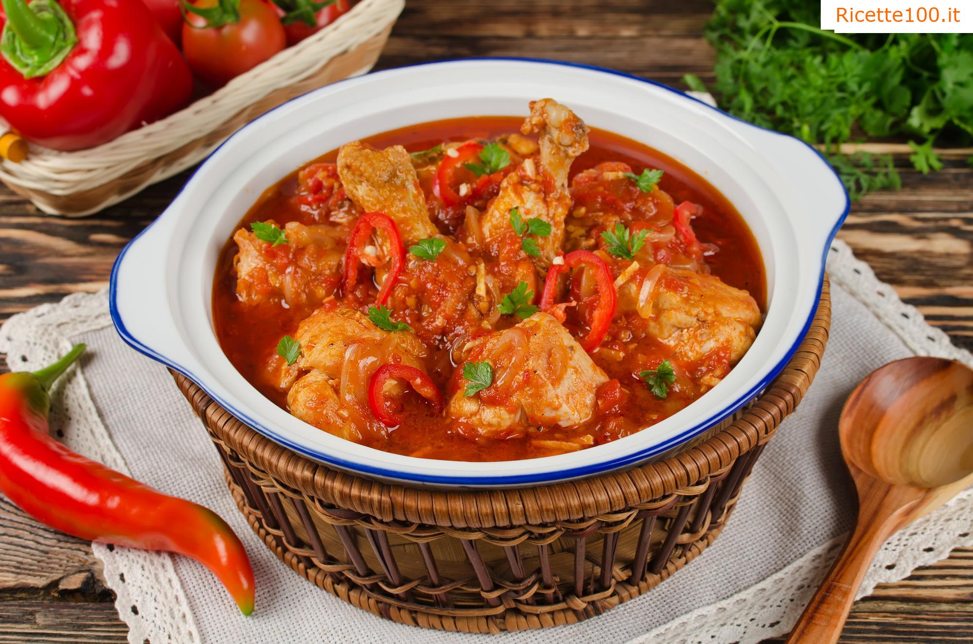 Petti di pollo in salsa piccante