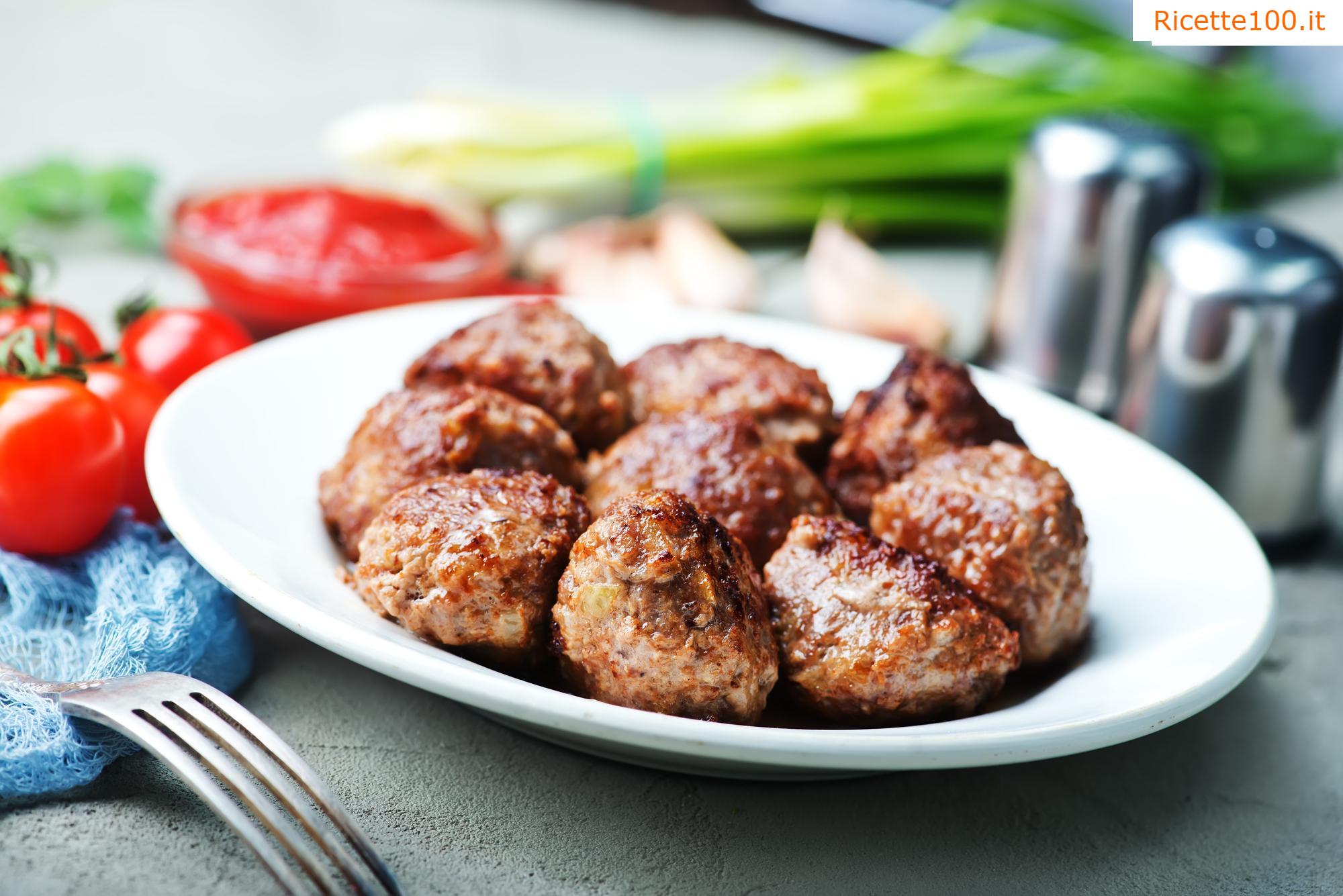 Polpette di carne nel riso