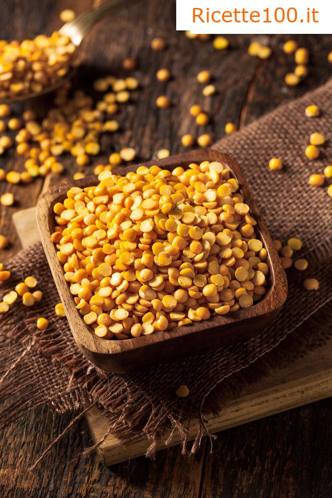 Purè di piselli con carote e levistico