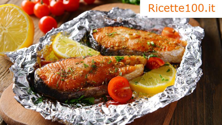 Salmone al forno in carta stagnola