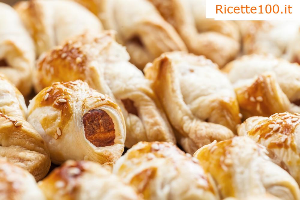 Salsicce bavaresi in pasta sfoglia