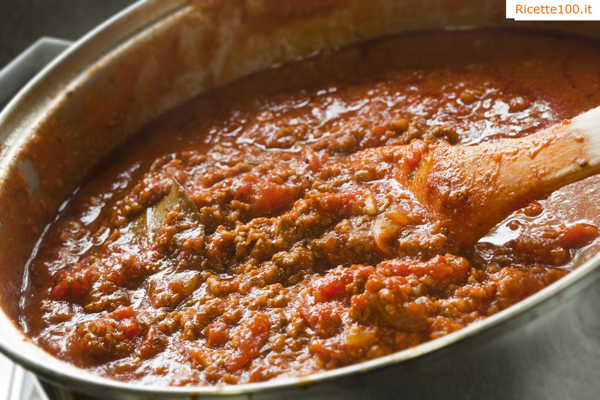 Sugo alla bolognese autentico