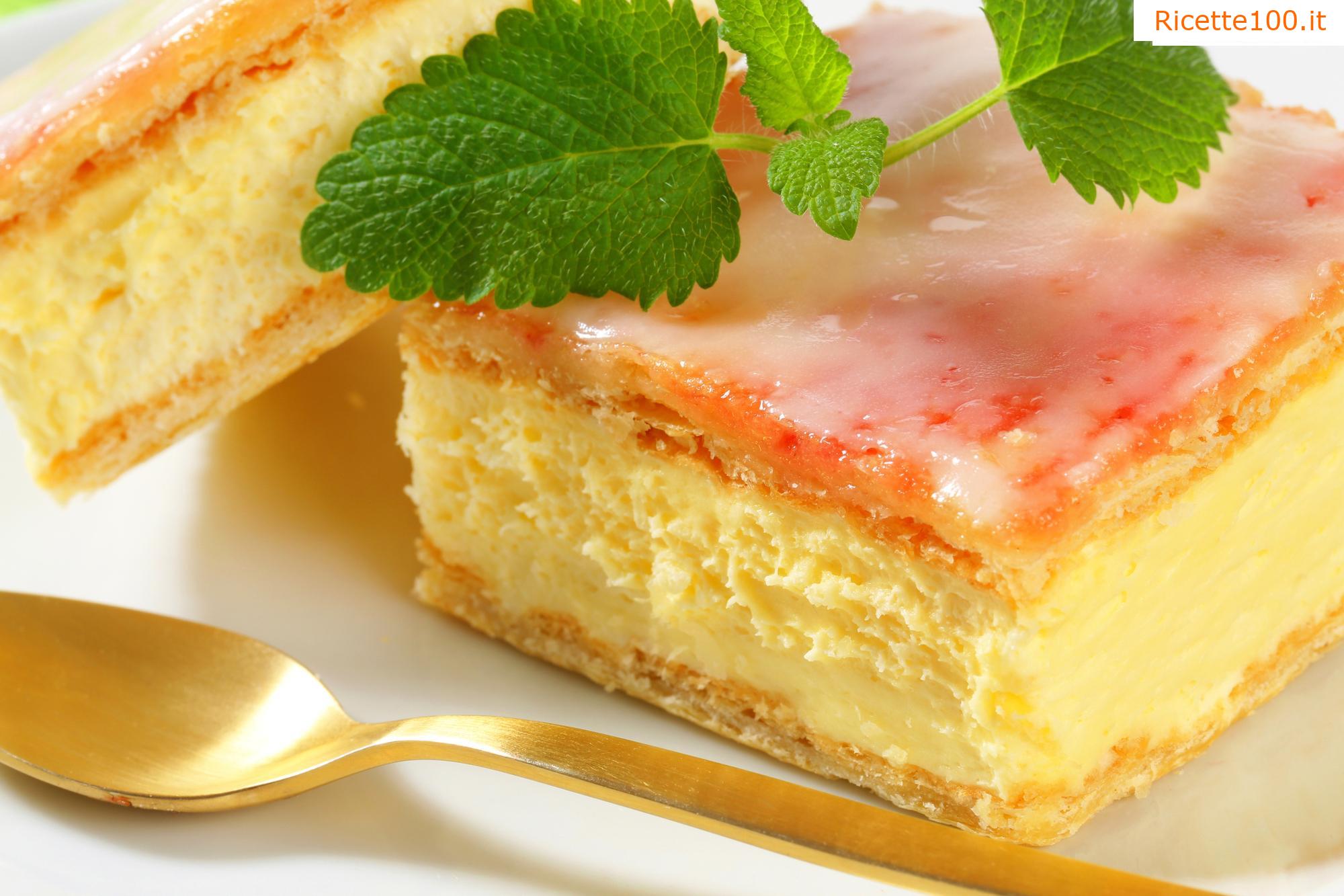 Torta di budino all'ananas
