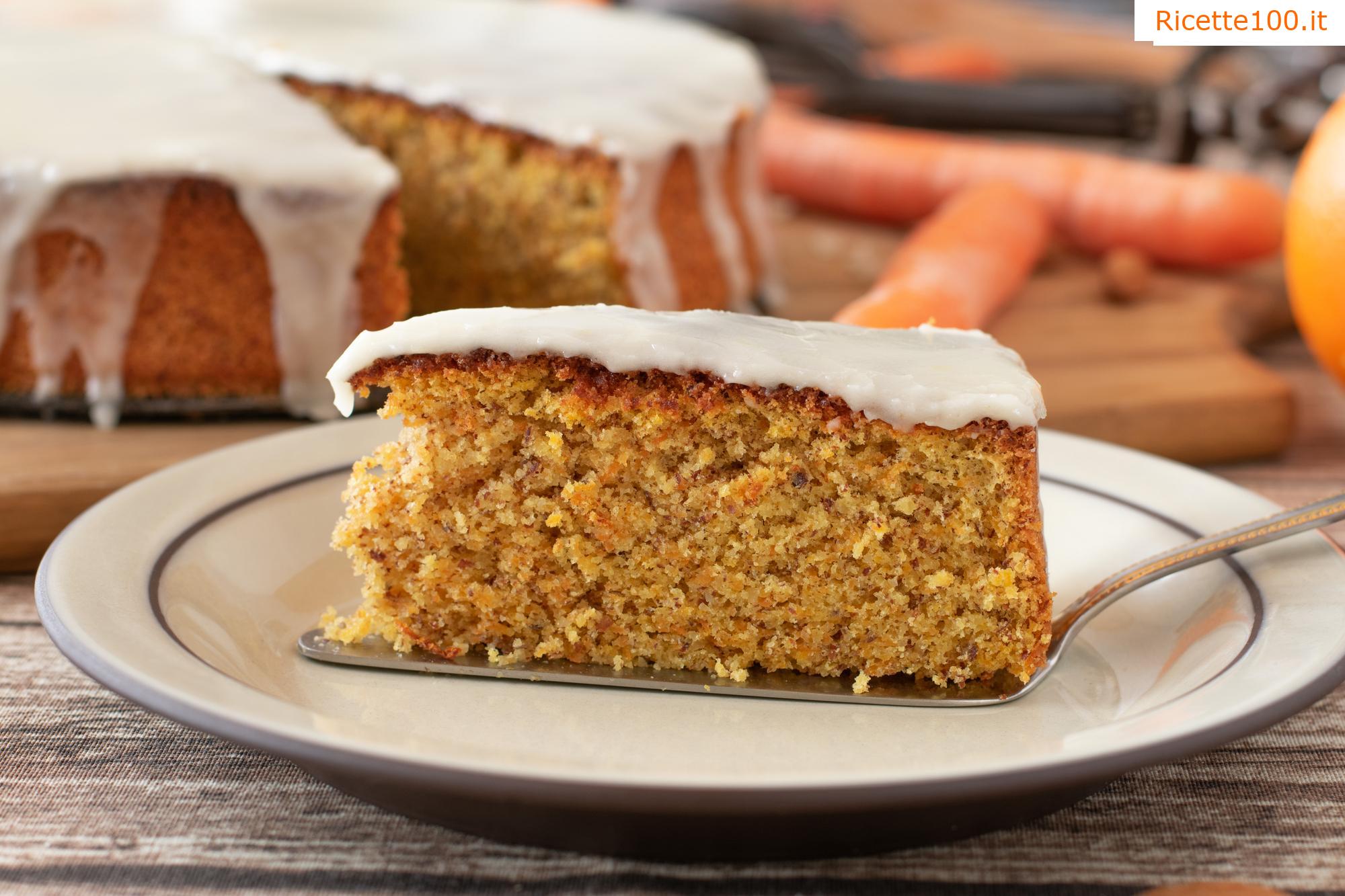 Torta di carote con glassa all'arancia