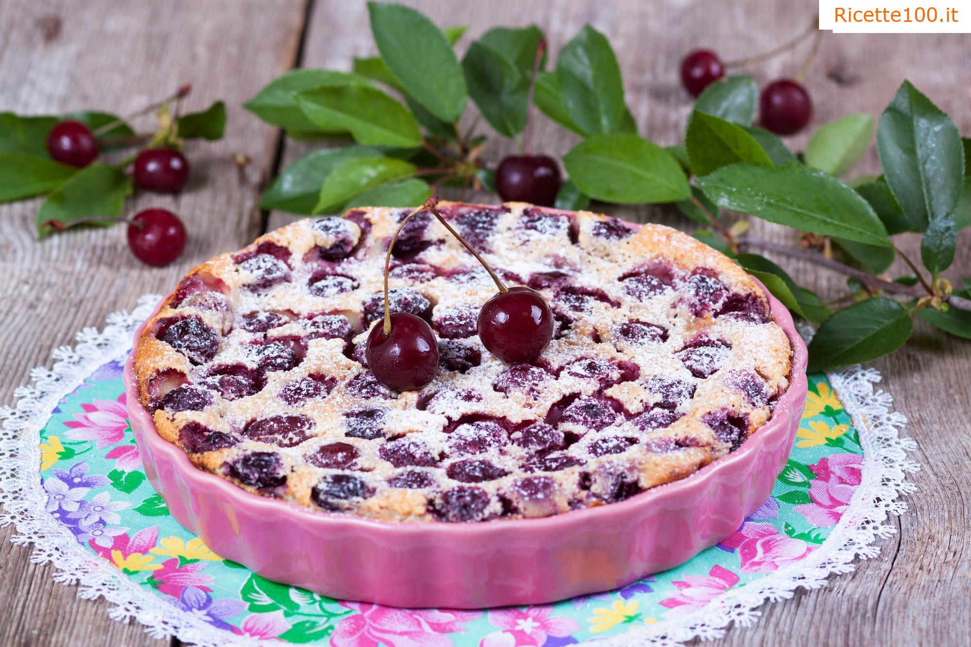 Torta di frutta veloce in tazza