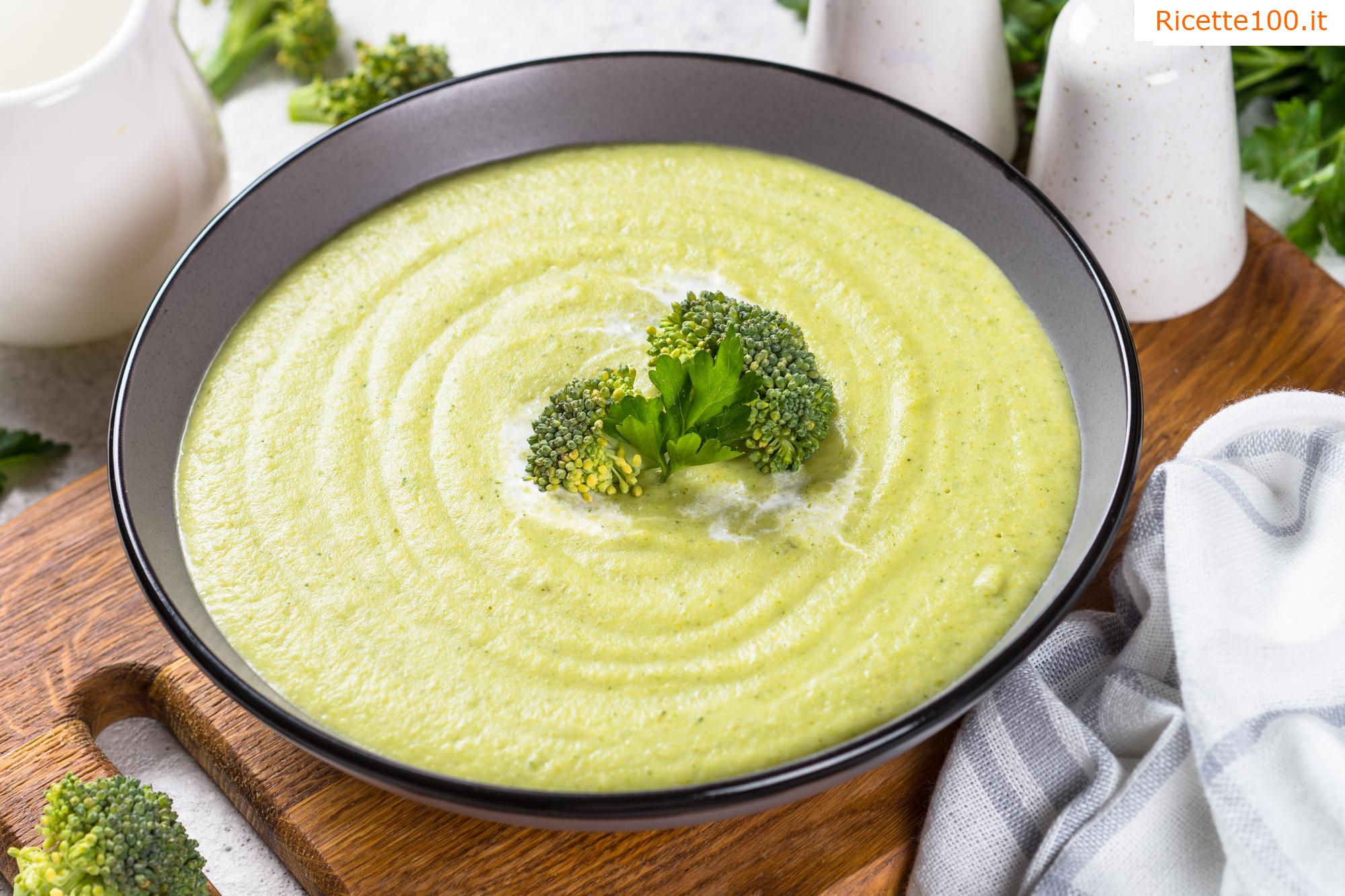 Zuppa di broccoli delicata con panna